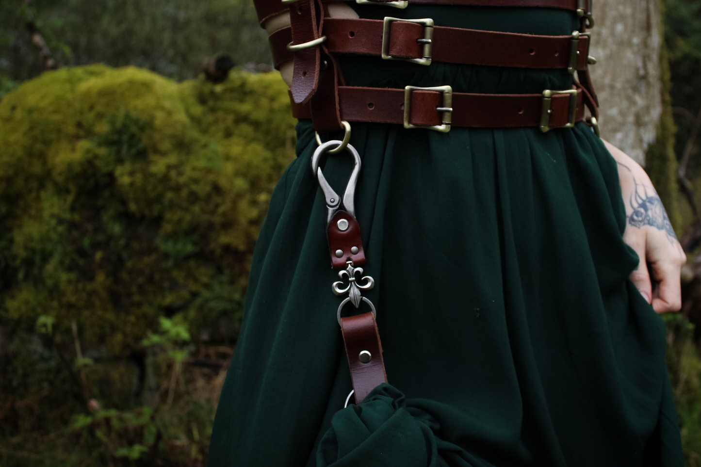 Diana — Buffalo Leather Skirt Hitch